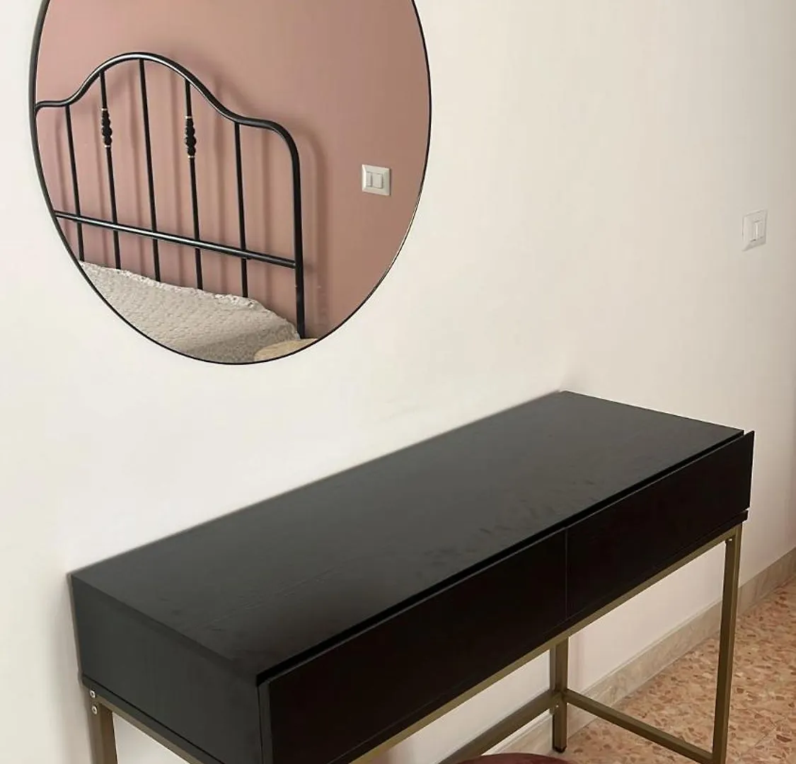 Appartamento Mi Scialai - Teatro A 150 Mt - Museo A 250 Mt -Ortigia 1500 Mt Syracuse