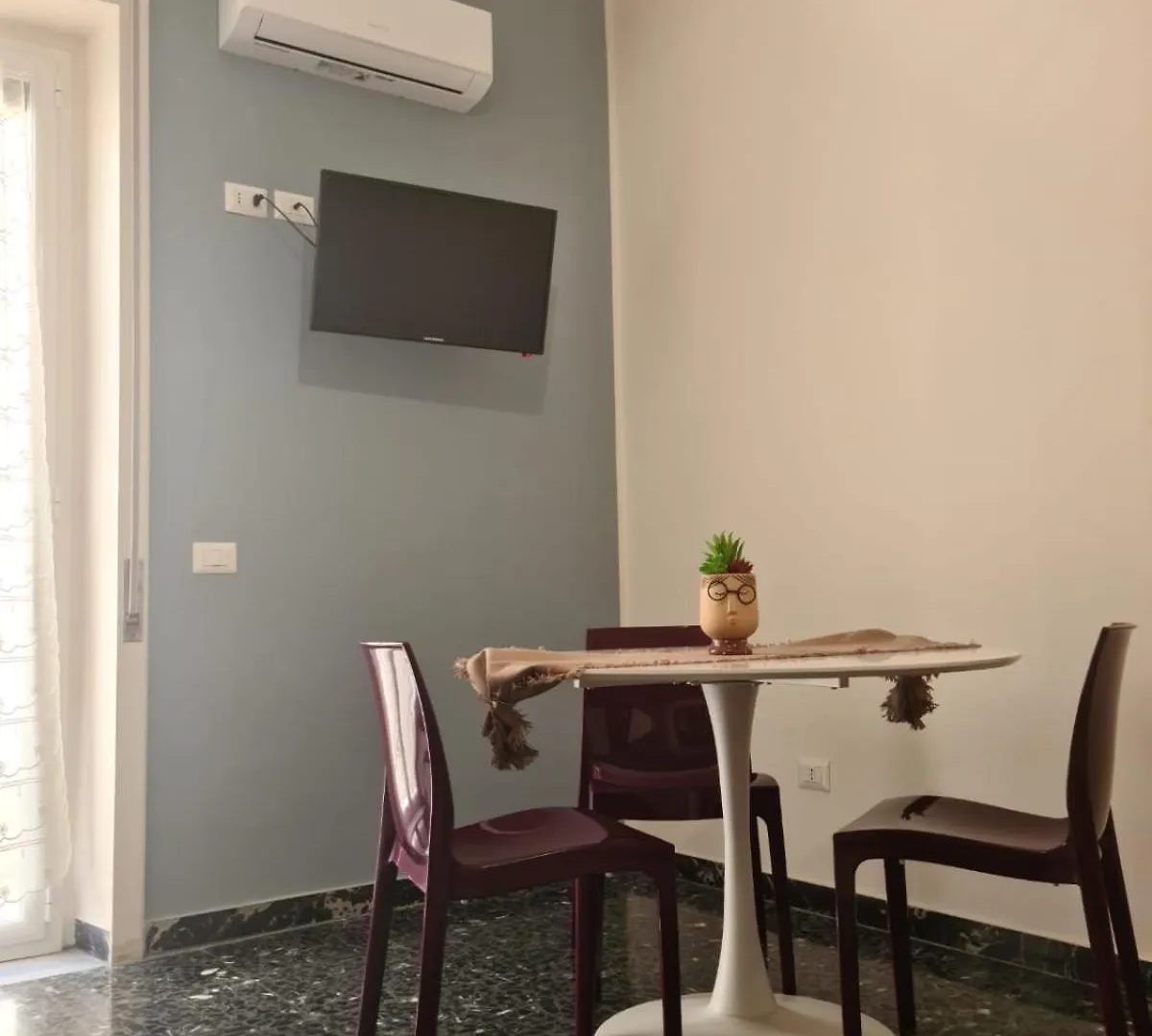 Mi Scialai - Teatro A 150 Mt - Museo A 250 Mt -Ortigia 1500 Mt Apartment Syracuse 0*,  Italy
